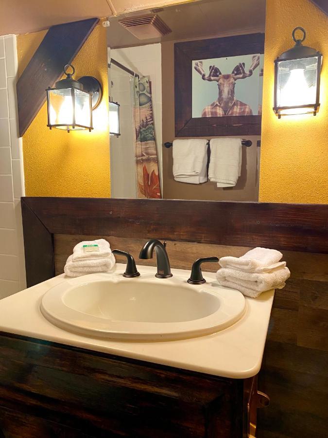 Moosehead Lodge Rangely Esterno foto